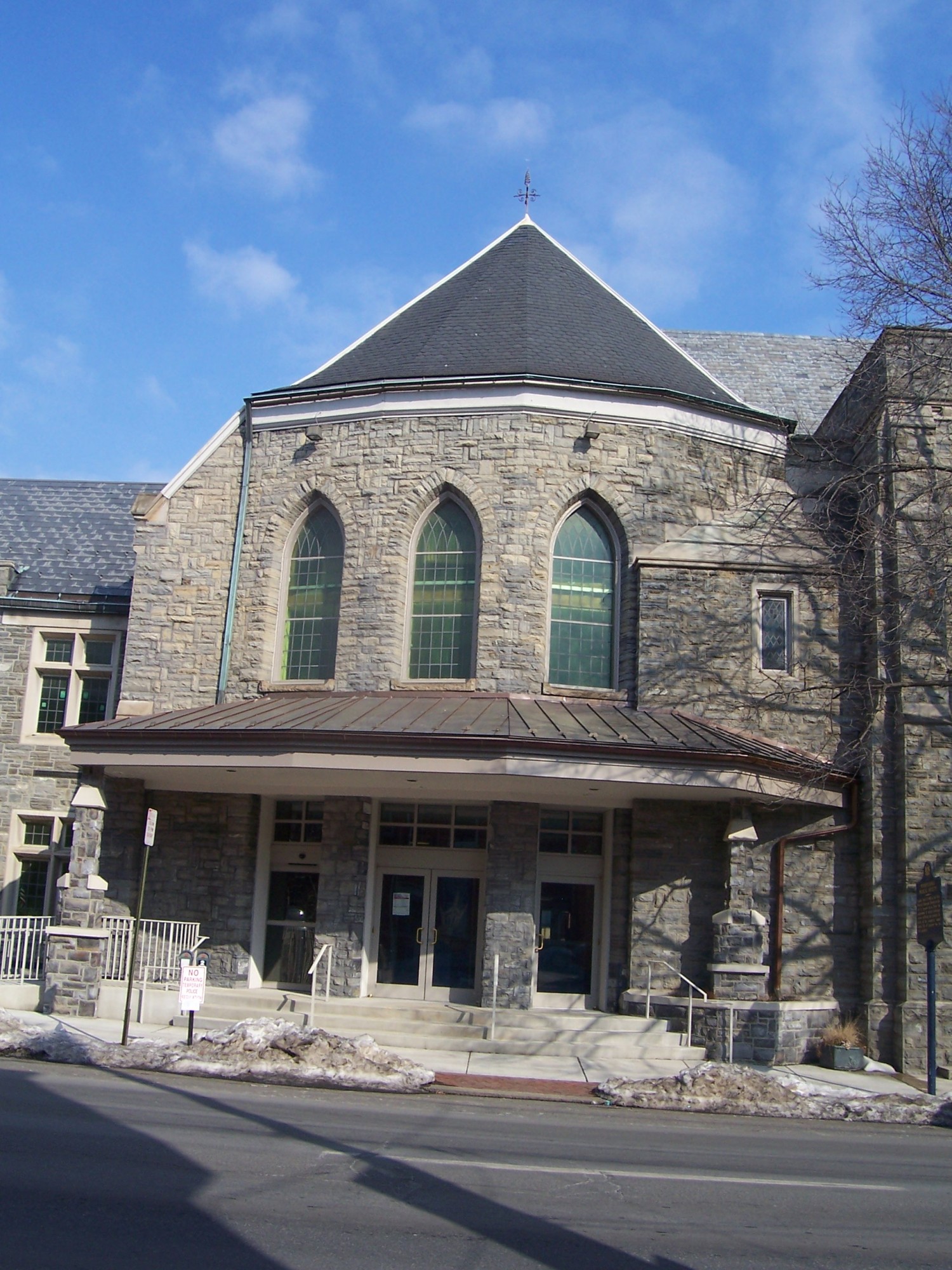 Lancaster FUMC Exterior 2